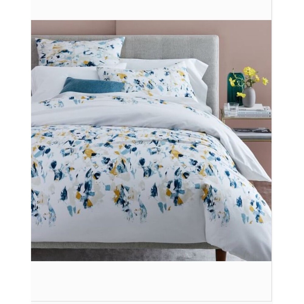 West Elm Abstract Petals 100% organic Cotton Duvet Full Queen
